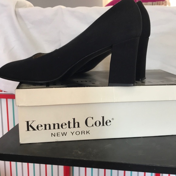 Classic Black Square Toe Kenneth Cole Pumps, sz 9 - Picture 5 of 8